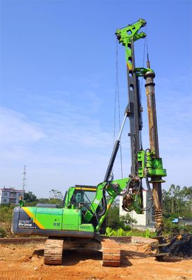 XR220D Piles rotatives avec un couple maximal de 60 kN.m, une pression de fonctionnement de 35 MPa et un poids de transport de 5,4 tonnes pour un pilage efficace