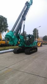 Foreuse CFA avec vitesse de déplacement de 3,5 km/h, pression du système hydraulique de 32 MPa et couple maximal de 150 kNm