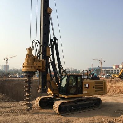 CAT Chassis KR300C Forage hydraulique rotatif avec 54 m de profondeur 320 kN.m de couple et 2500 mm de diamètre